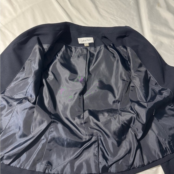 Calvin Klein Blazer 2 button Navy Blue Shoulder Pads Satin Lined Size 4 - Picture 8 of 14